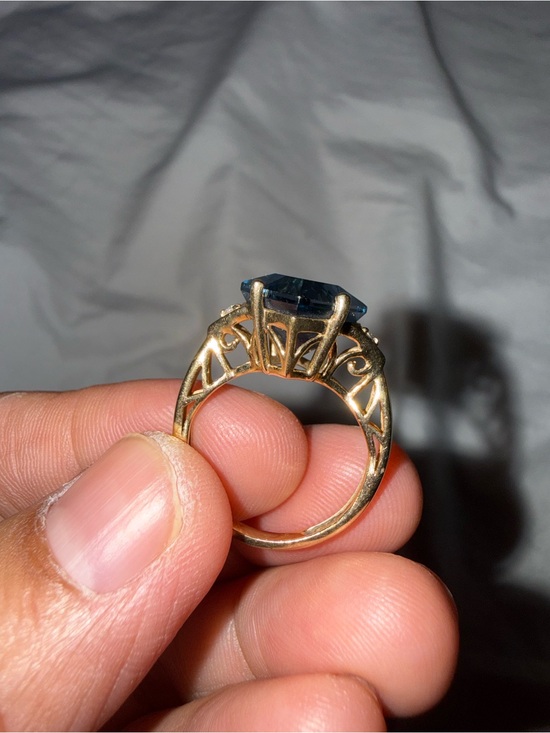 Zales Jewelry - Zales Gold Filigree Ring with Dark Blue Stone